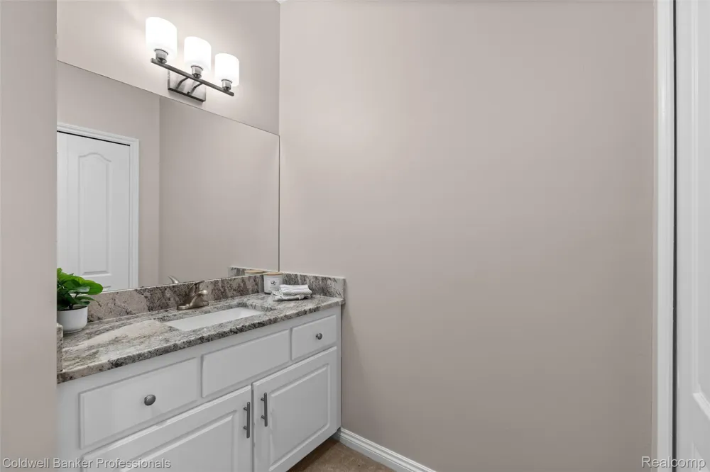 3623 Cedar Shake Drive Rochester Hills City, MI 48309