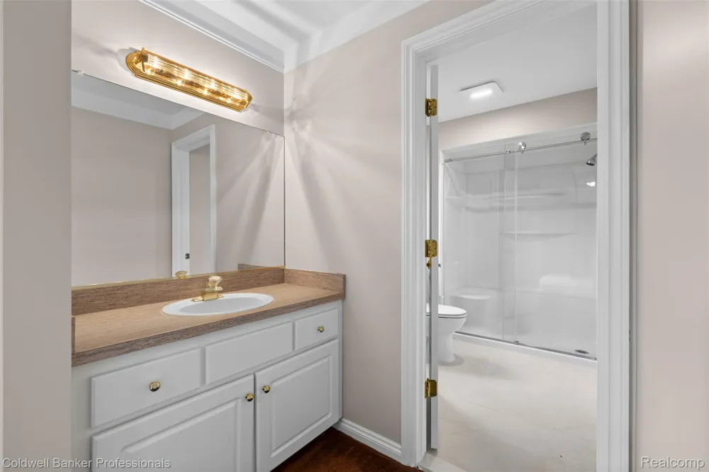 3623 Cedar Shake Drive Rochester Hills City, MI 48309