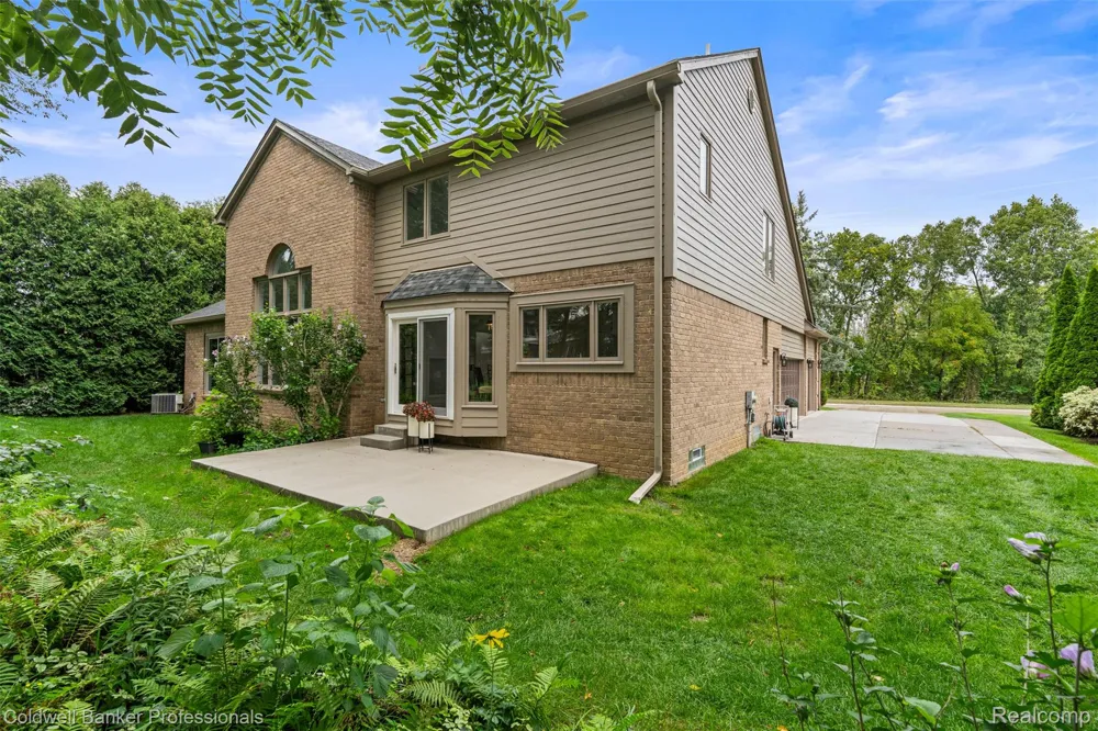 3623 Cedar Shake Drive Rochester Hills City, MI 48309