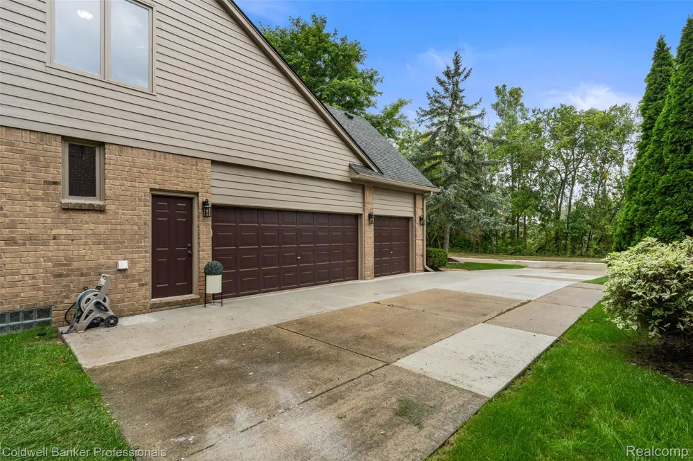 3623 Cedar Shake Drive Rochester Hills City, MI 48309