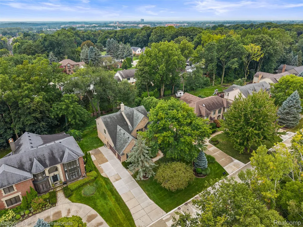3623 Cedar Shake Drive Rochester Hills City, MI 48309