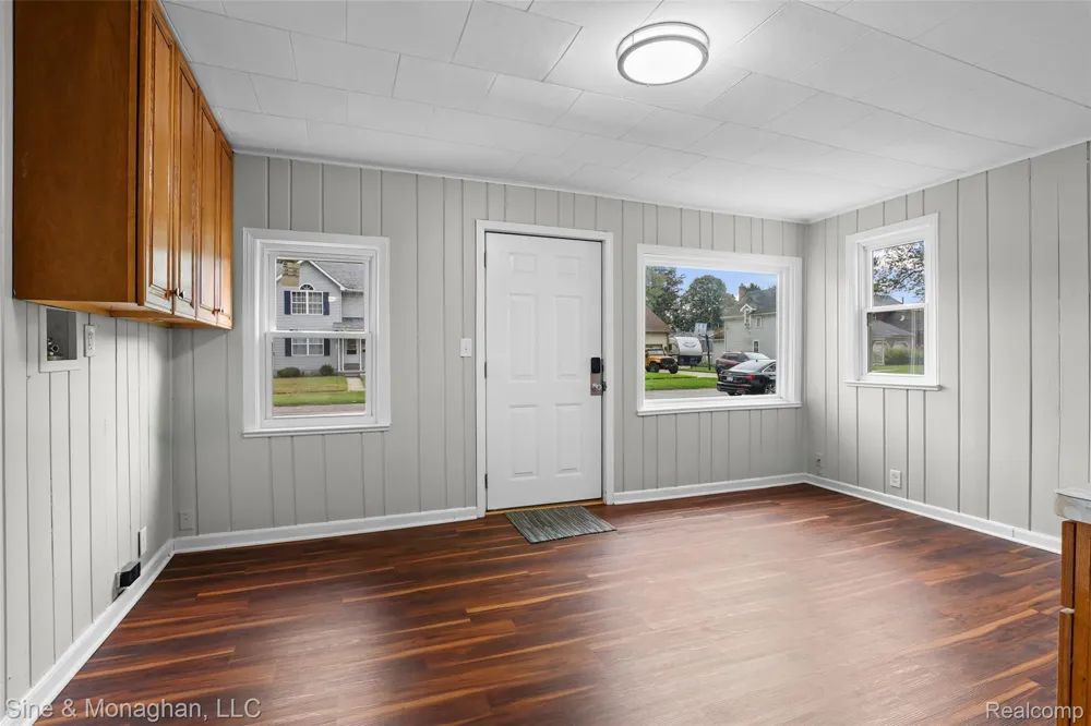 35870 Alfred Street New Baltimore City, MI 48047