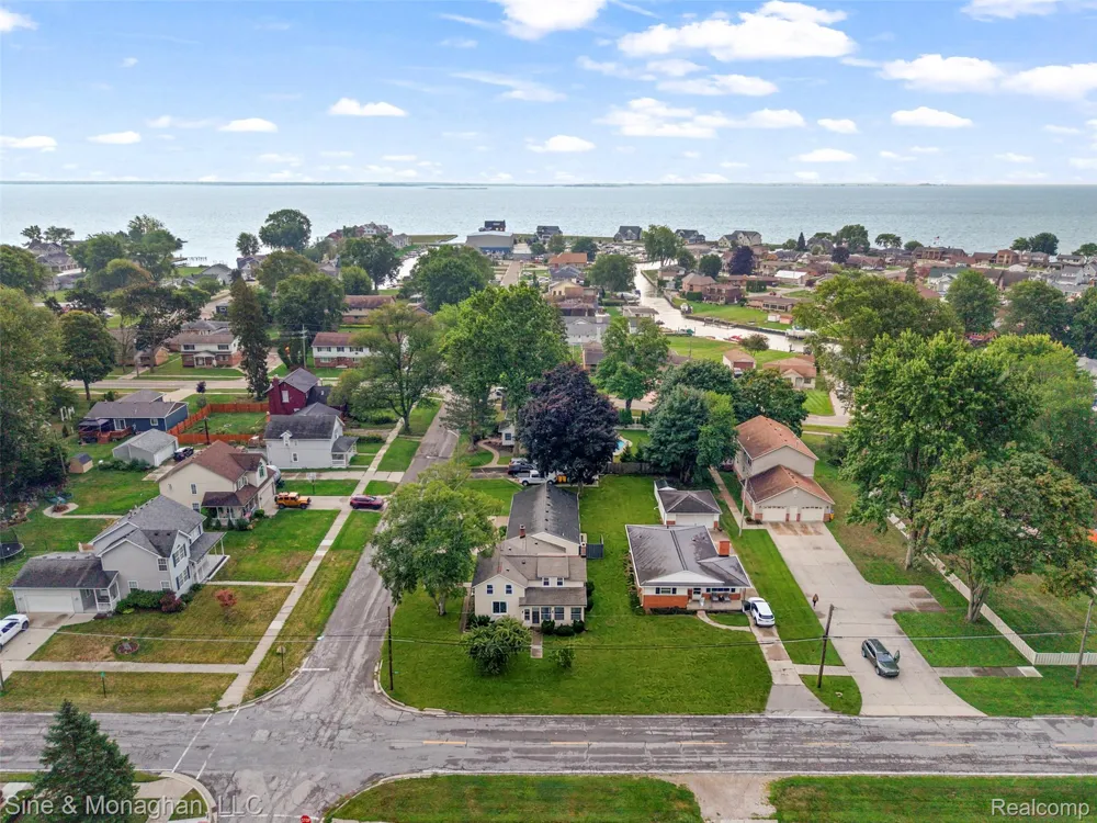 35870 Alfred Street New Baltimore City, MI 48047