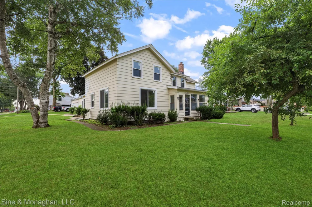 35870 Alfred Street New Baltimore City, MI 48047
