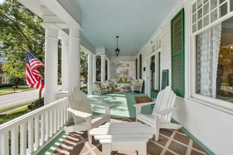 310 Mulberry Ave