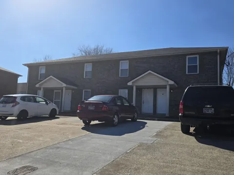 377 Peabody Dr #4