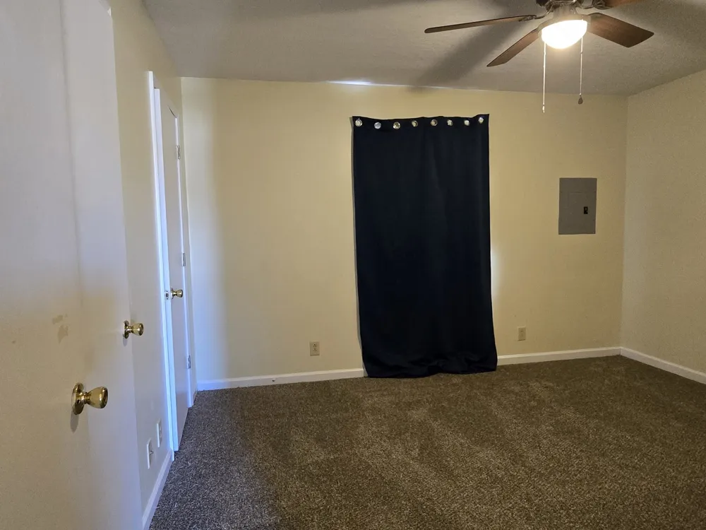 377 Peabody Dr #4 Clarksville, TN 37042