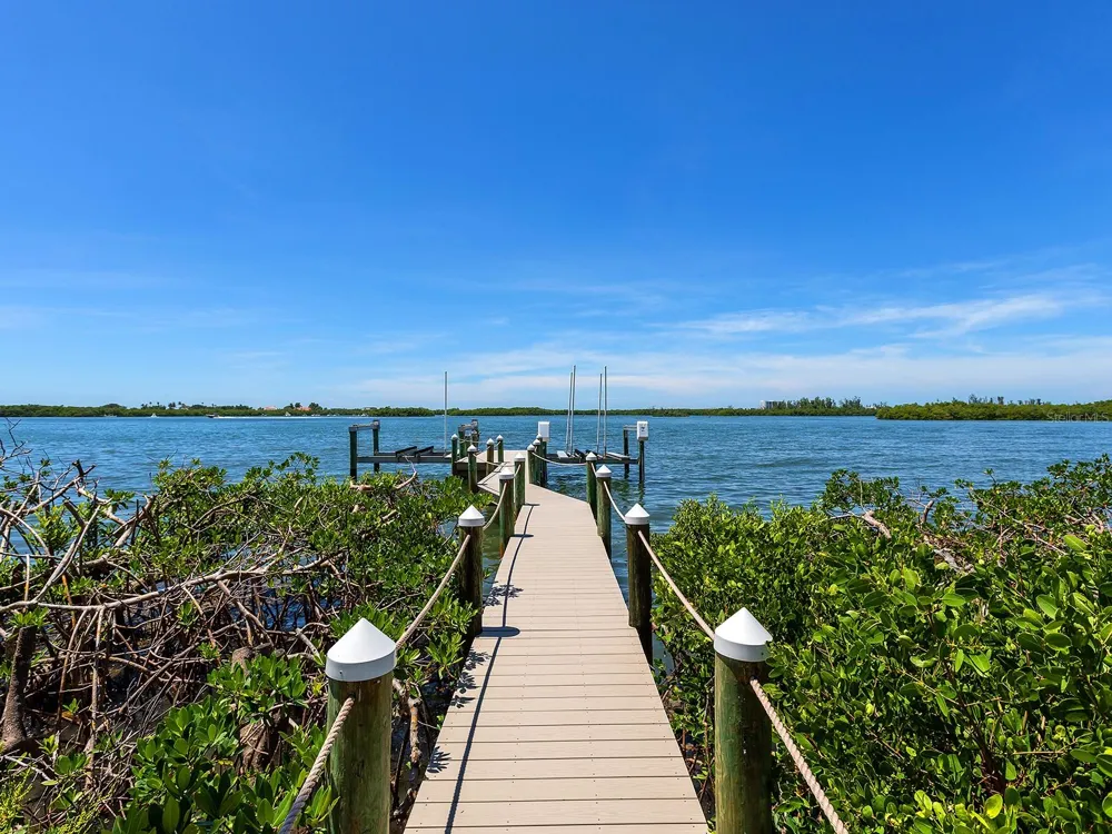 112 OSPREY POINT DRIVE Osprey, FL 34229