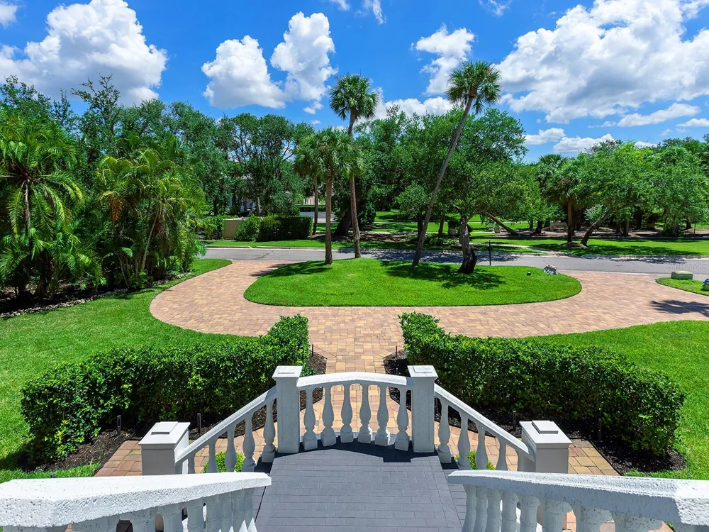 112 OSPREY POINT DRIVE Osprey, FL 34229