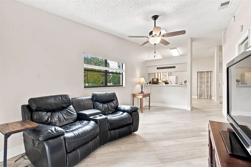11712 SPRING TREE LANE Port Richey, FL 34668
