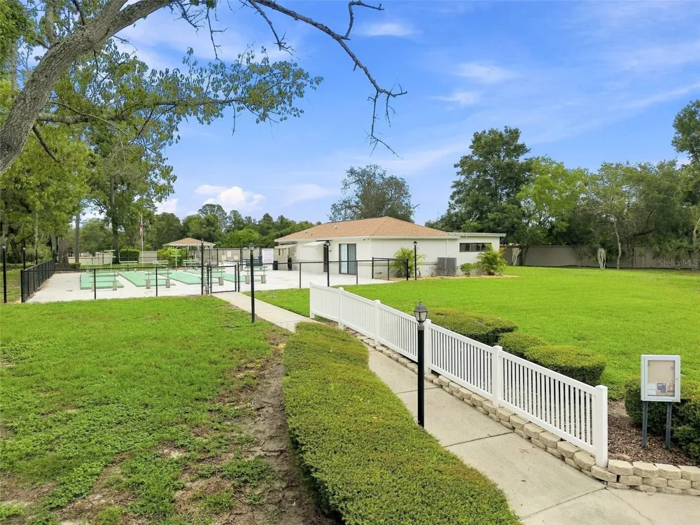 11712 SPRING TREE LANE Port Richey, FL 34668