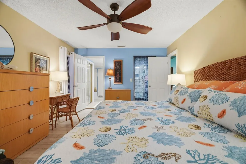 3207 GREEN DOLPHIN STREET Tarpon Springs, FL 34689