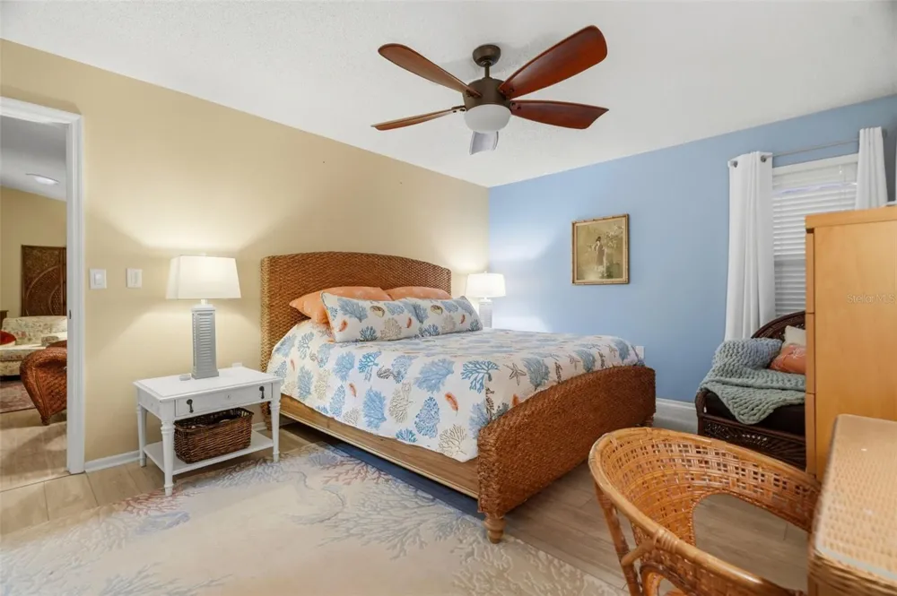 3207 GREEN DOLPHIN STREET Tarpon Springs, FL 34689