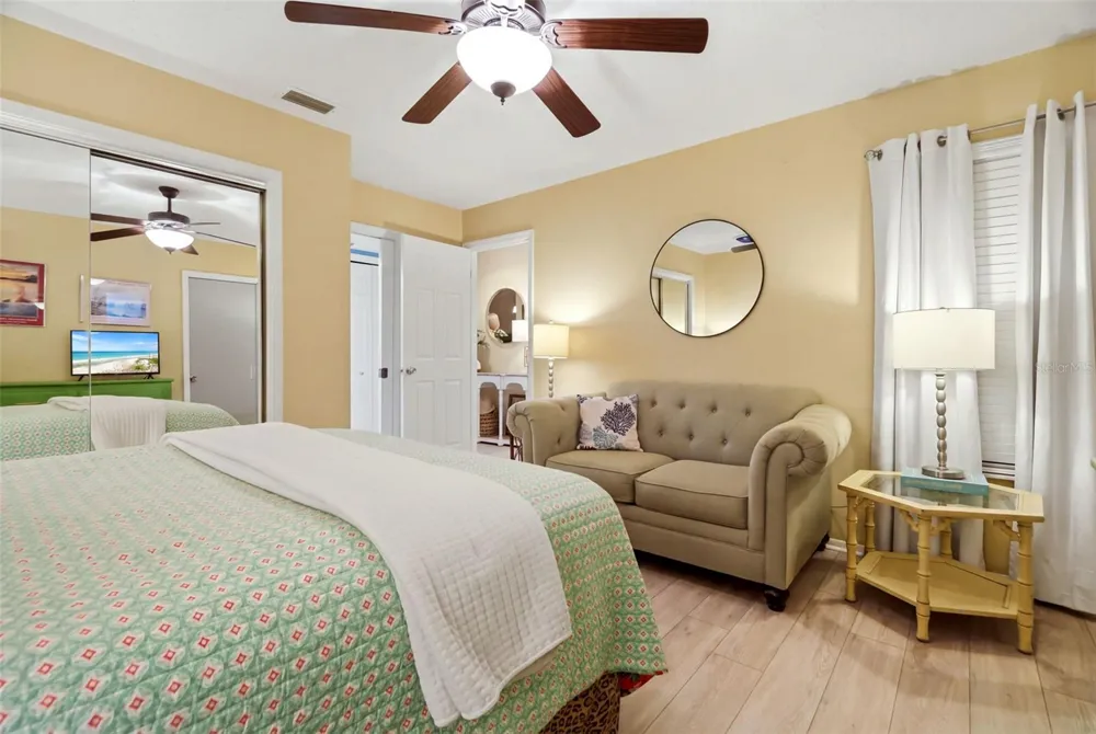 3207 GREEN DOLPHIN STREET Tarpon Springs, FL 34689