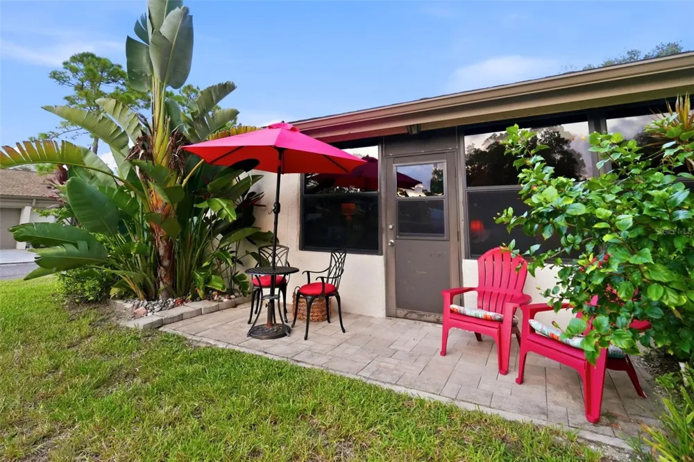 3207 GREEN DOLPHIN STREET Tarpon Springs, FL 34689