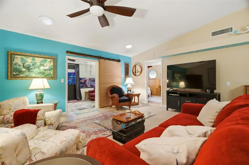 3207 GREEN DOLPHIN STREET Tarpon Springs, FL 34689