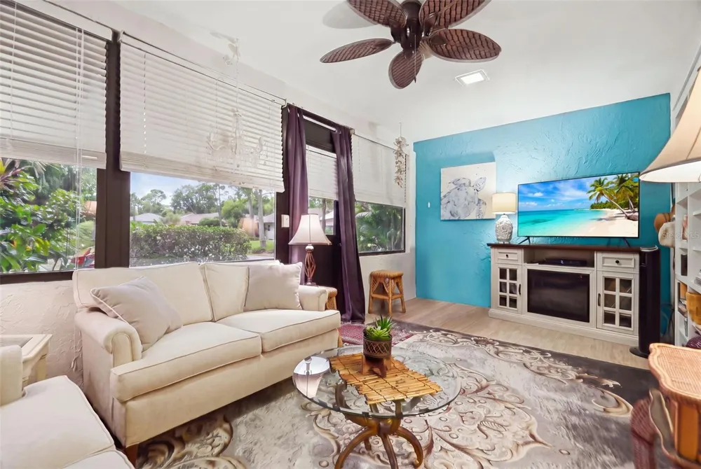 3207 GREEN DOLPHIN STREET Tarpon Springs, FL 34689