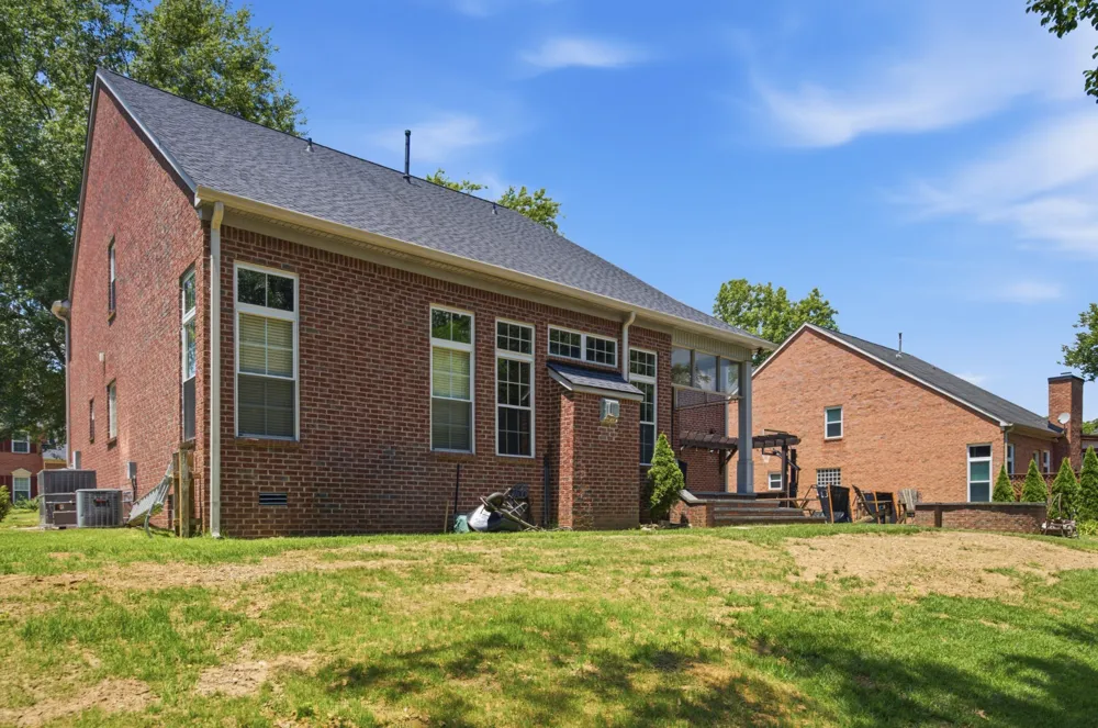 210 Stillcreek Dr Franklin, TN 37064