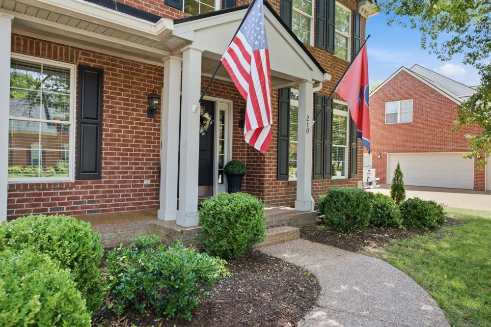 210 Stillcreek Dr Franklin, TN 37064