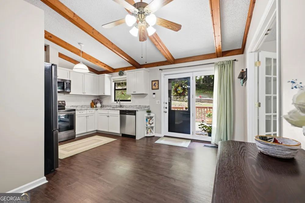 93 Jamie LN Blairsville, GA 30512