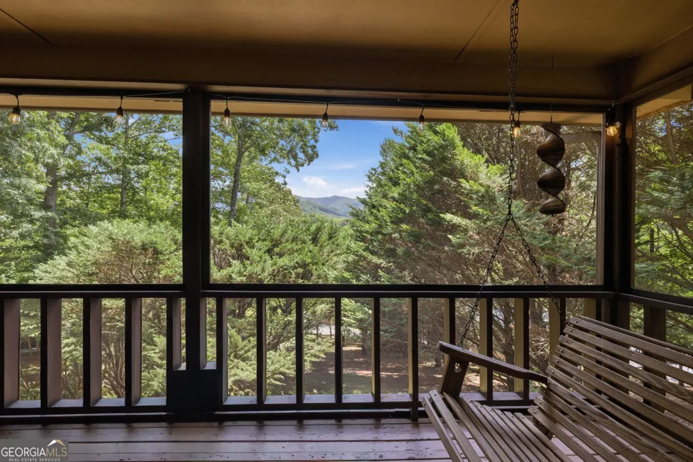 93 Jamie LN Blairsville, GA 30512