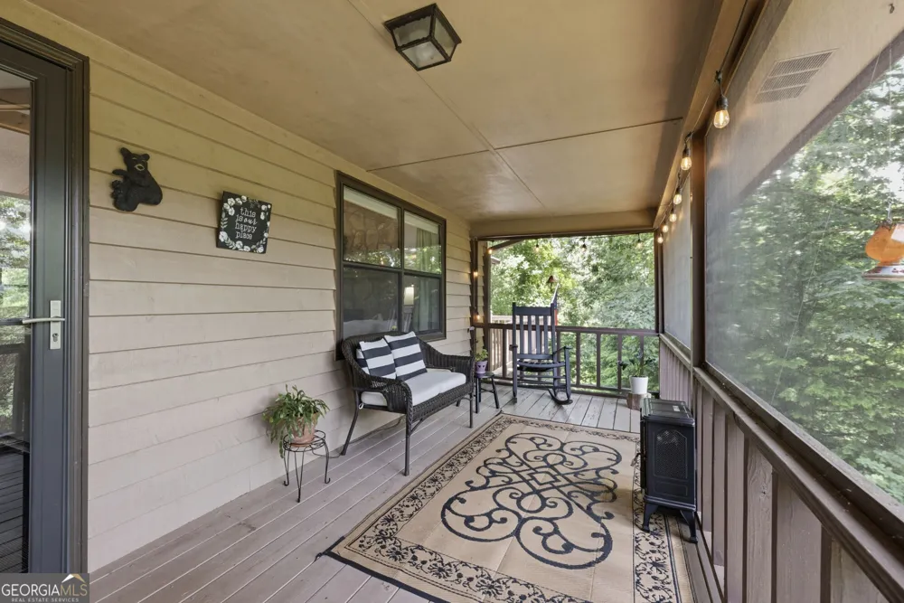 93 Jamie LN Blairsville, GA 30512