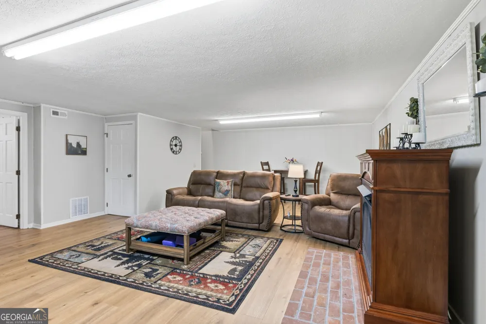 93 Jamie LN Blairsville, GA 30512