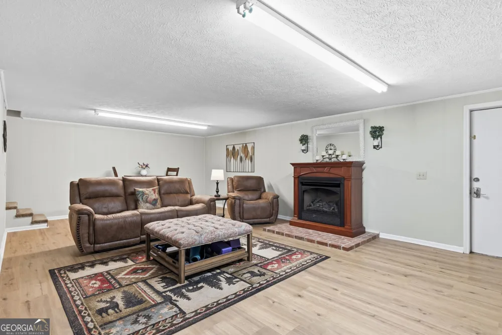 93 Jamie LN Blairsville, GA 30512