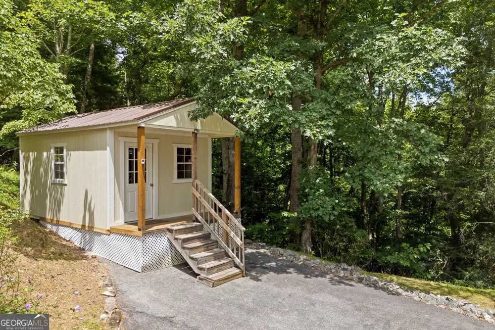 93 Jamie LN Blairsville, GA 30512