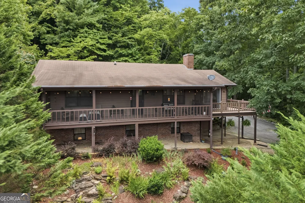 93 Jamie LN Blairsville, GA 30512