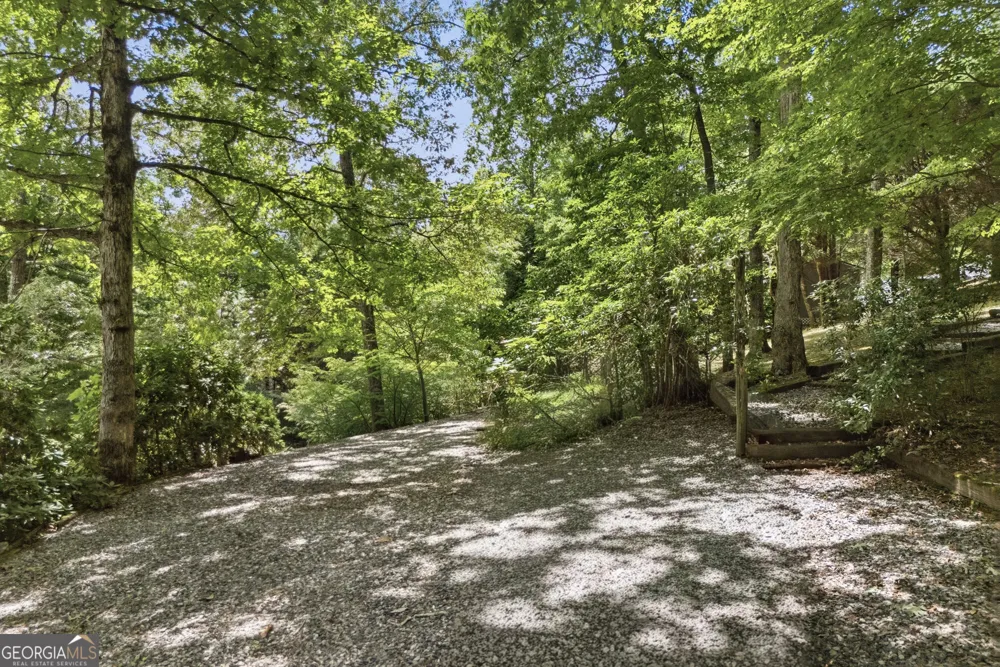 93 Jamie LN Blairsville, GA 30512