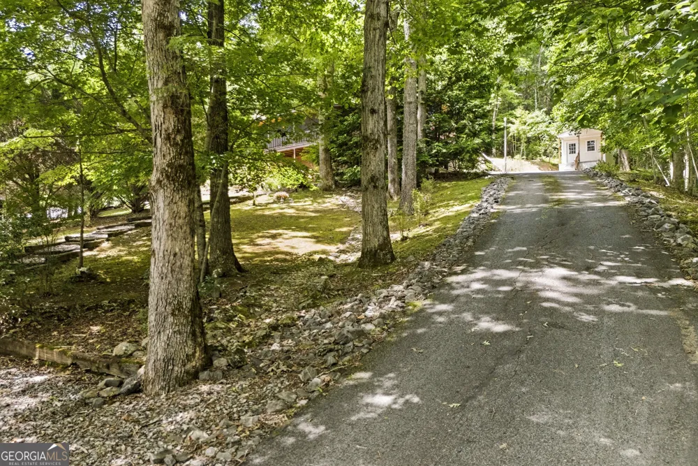 93 Jamie LN Blairsville, GA 30512