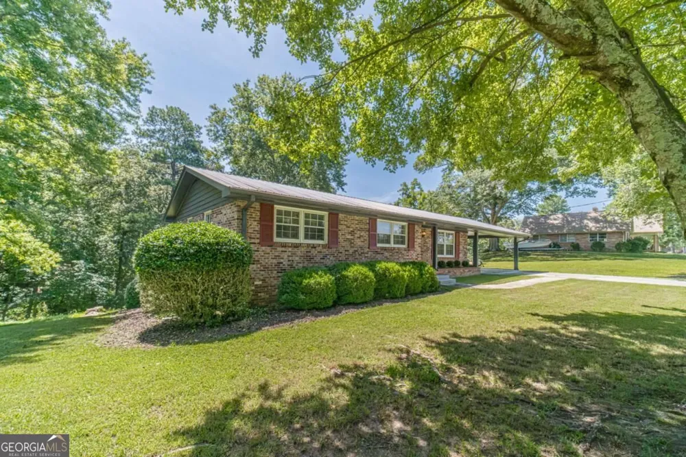 4619 Mountain View RD Oakwood, GA 30566