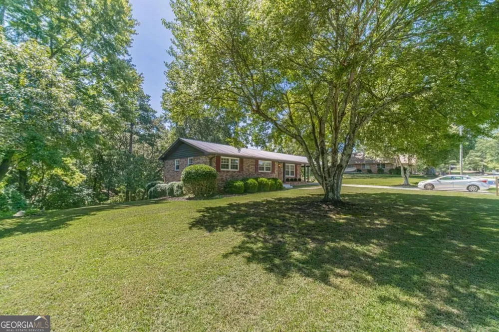 4619 Mountain View RD Oakwood, GA 30566