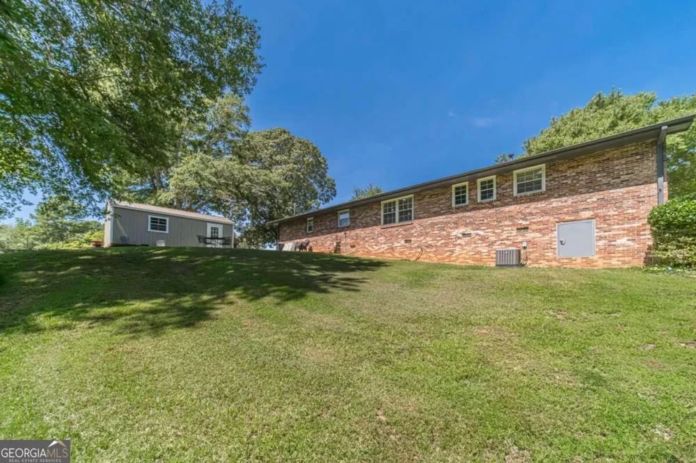 4619 Mountain View RD Oakwood, GA 30566