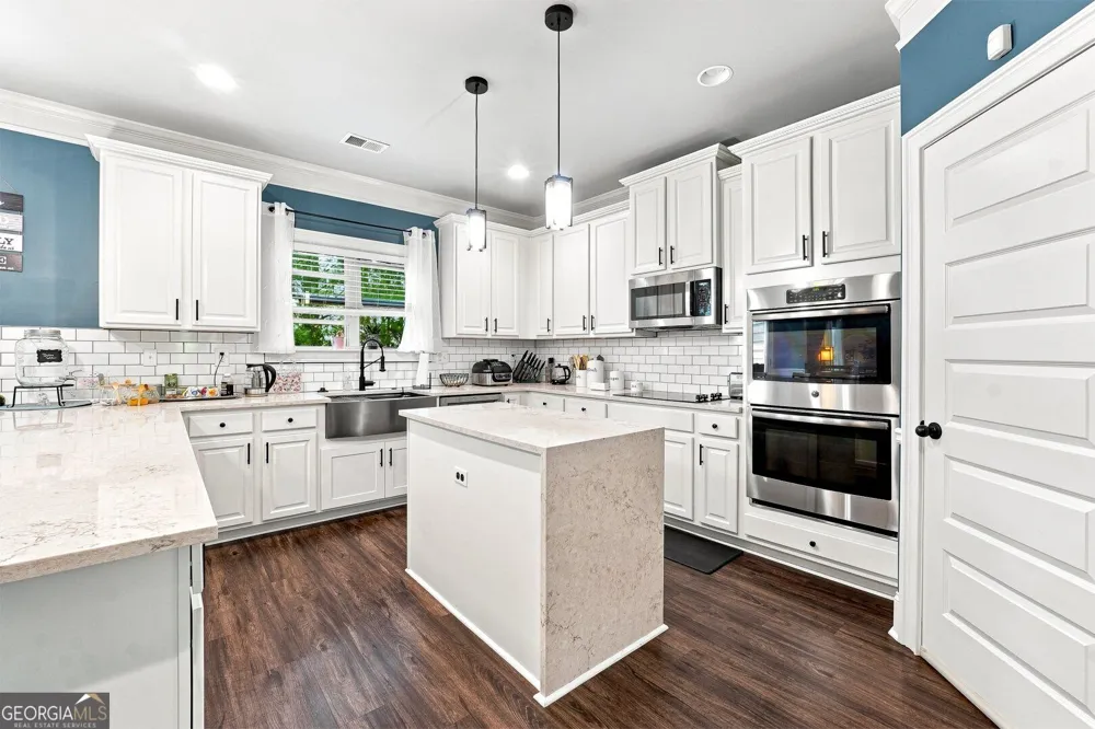 612 Baffling LN Fairburn, GA 30213