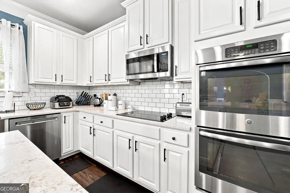 612 Baffling LN Fairburn, GA 30213