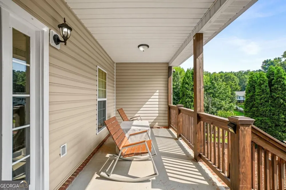 176 Oak Leaf DR Carrollton, GA 30116