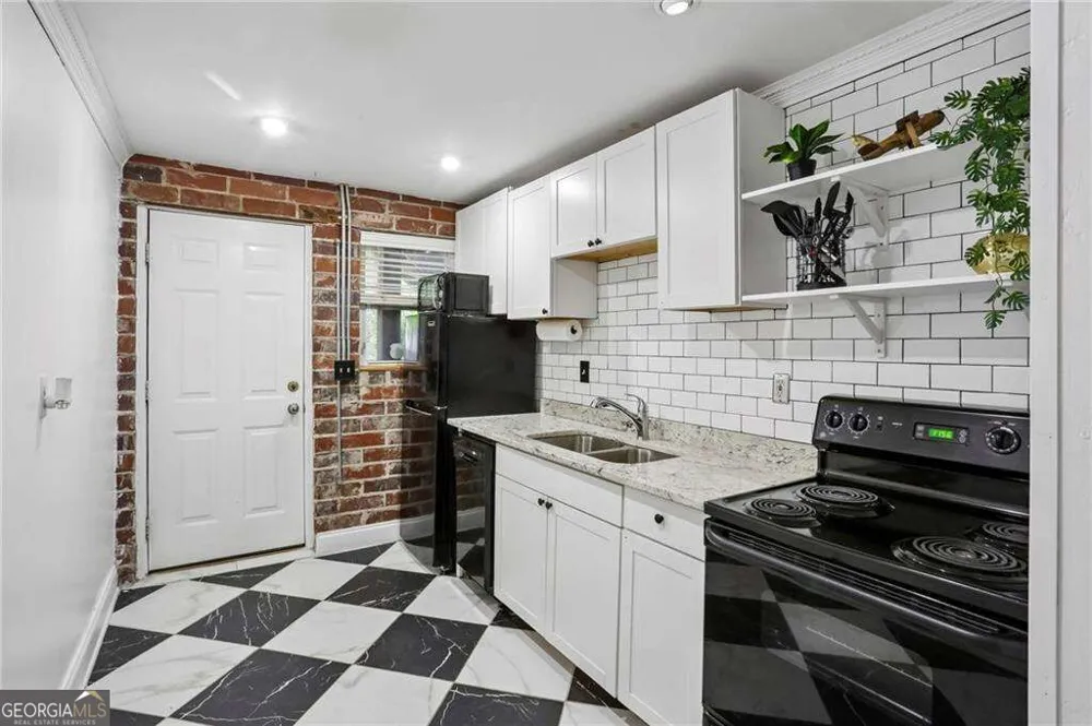24 Daniel ST Atlanta, GA 30312