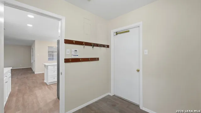 402 TIDECREST DR Windcrest, TX 78239