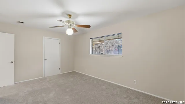 402 TIDECREST DR Windcrest, TX 78239