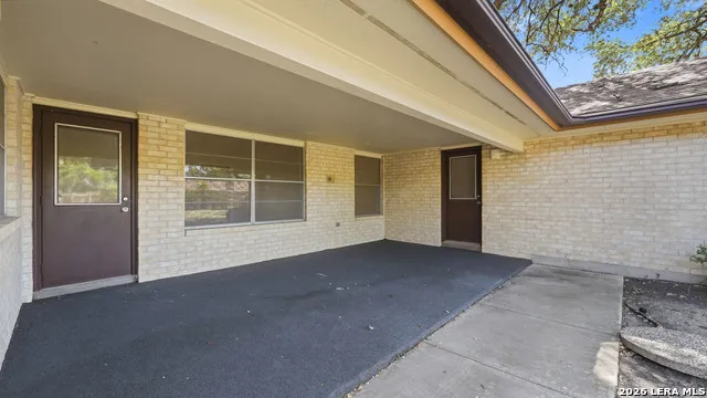402 TIDECREST DR Windcrest, TX 78239