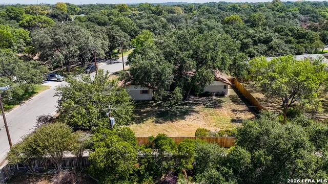 402 TIDECREST DR Windcrest, TX 78239