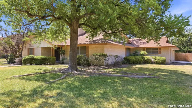 402 TIDECREST DR Windcrest, TX 78239