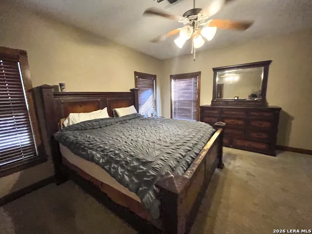 610 Hospital Floresville, TX 78114