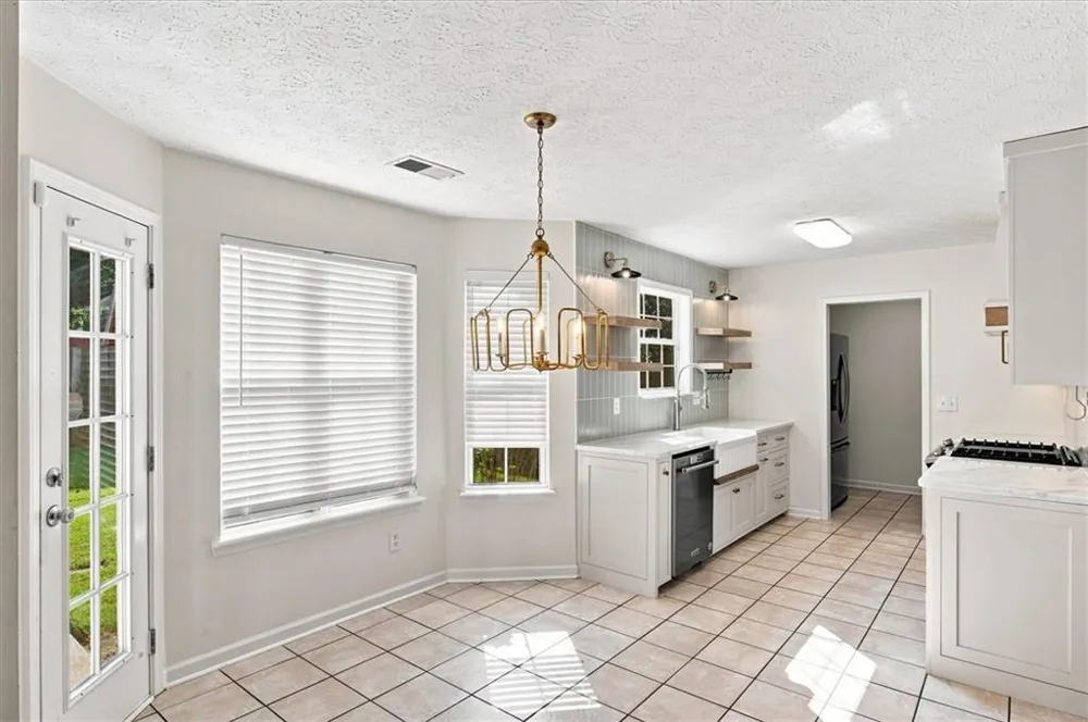 2928 Noah Drive Acworth, GA 30101