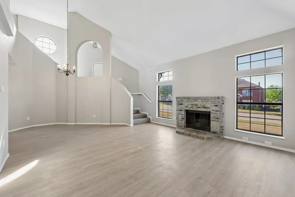 12627 Ridgeside Drive Balch Springs, TX 75180