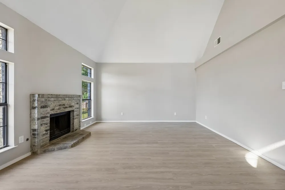 12627 Ridgeside Drive Balch Springs, TX 75180