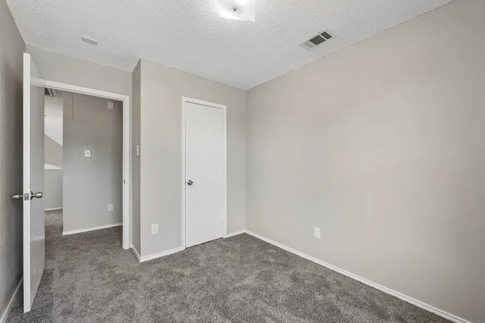12627 Ridgeside Drive Balch Springs, TX 75180