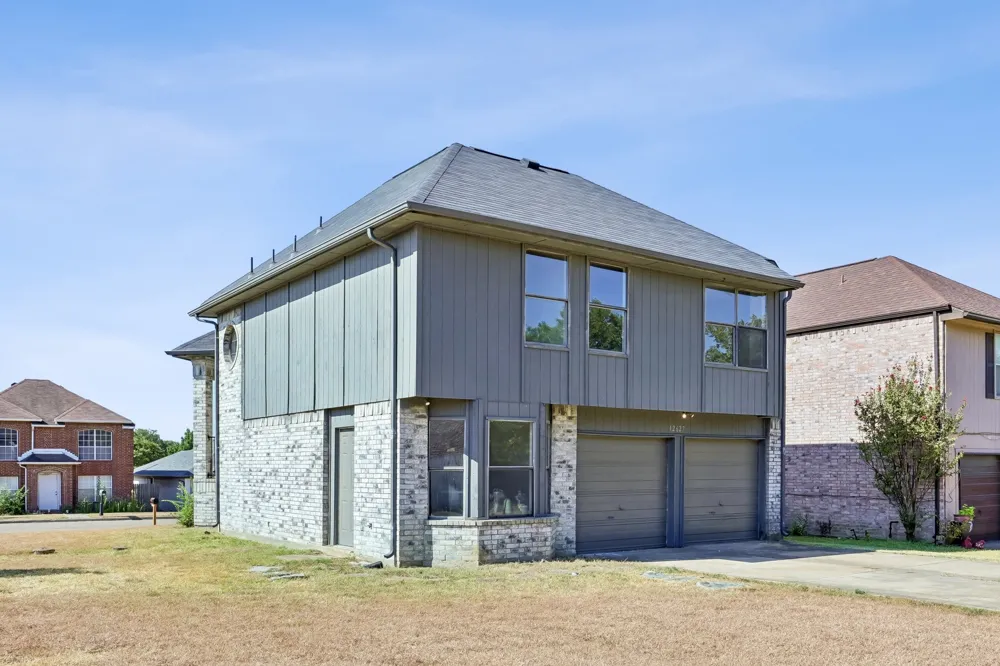 12627 Ridgeside Drive Balch Springs, TX 75180